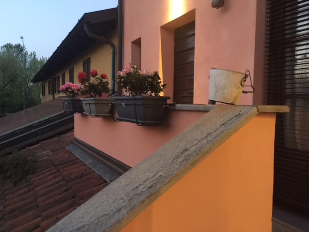 Casa Rosa Panzió San Giuliano Milanese Kültér fotó