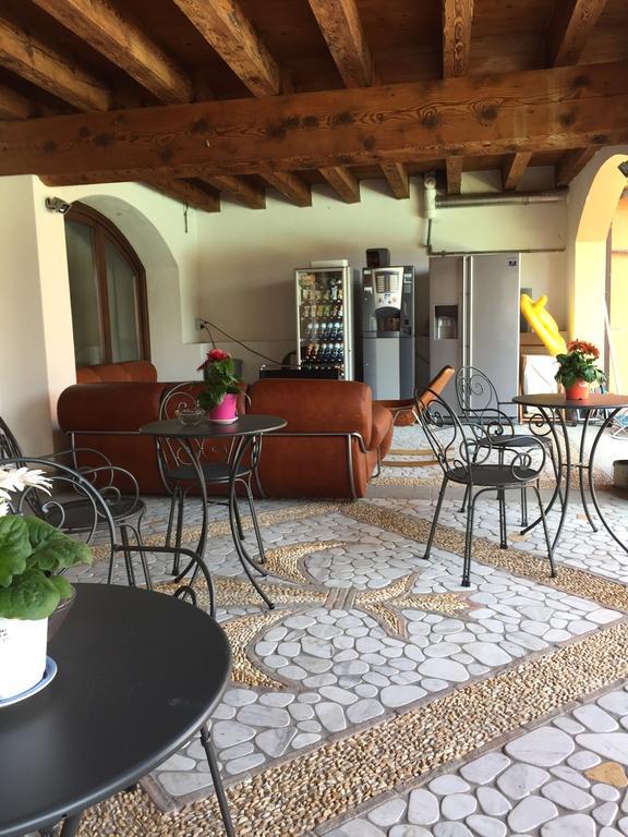 Casa Rosa Panzió San Giuliano Milanese Kültér fotó