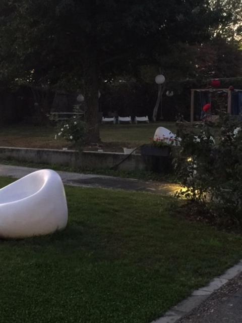 Casa Rosa Panzió San Giuliano Milanese Kültér fotó